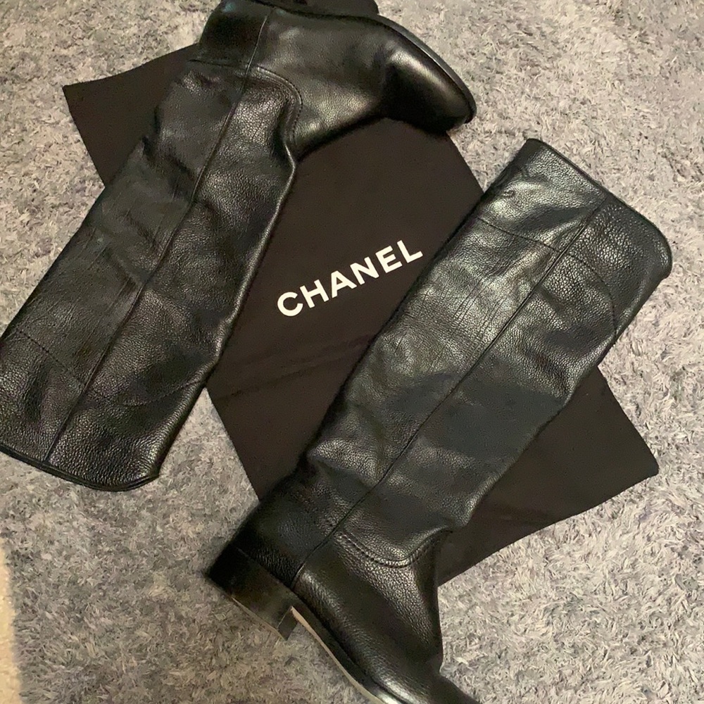 Authentic Chanel knee-high black leather boots excellent condition no flaws